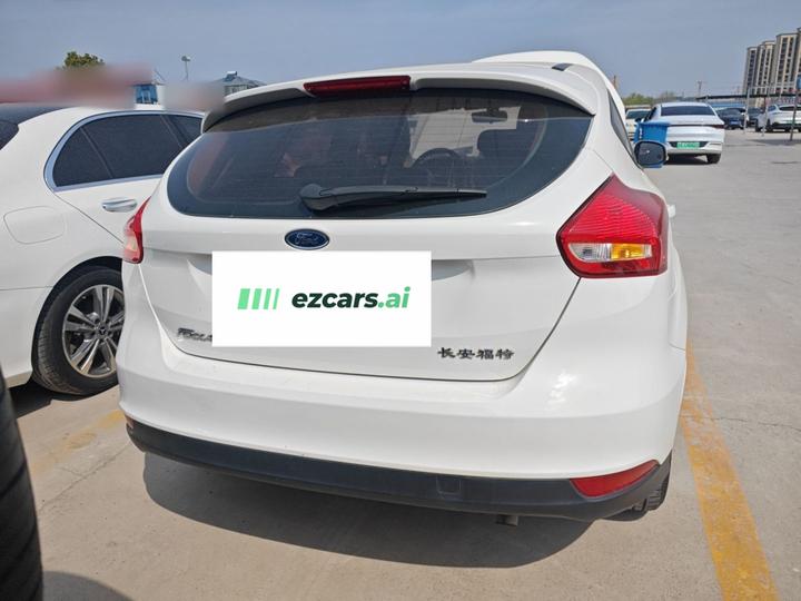Focus 2018 Hatchback Classic 1.6L AT Comfort photo 3
