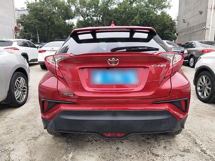 C-HR 2020 2.0L Leading photo 5