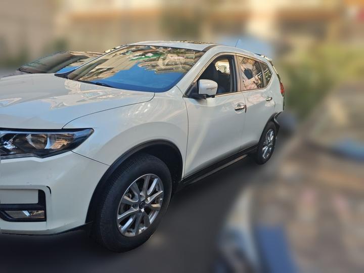 X-Trail 2017 2.0L CVT Comfort 2WD