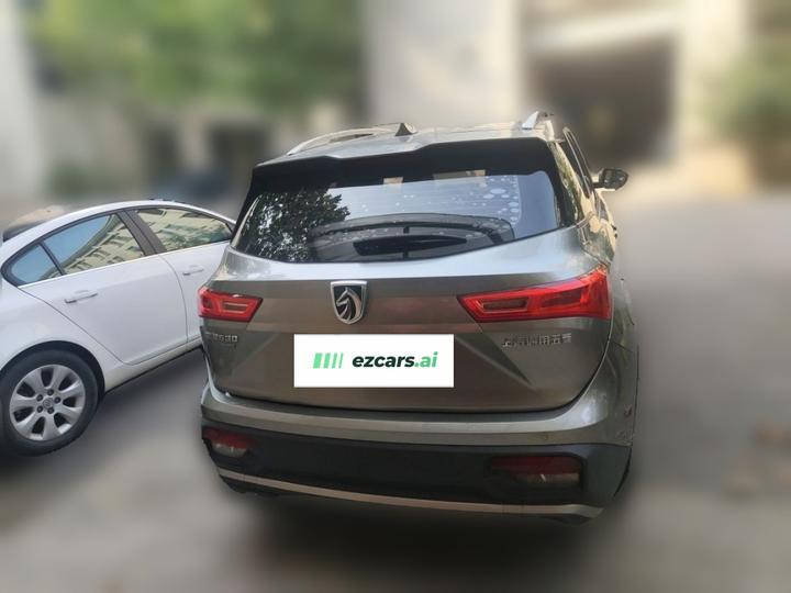 530 2020 1.5T CVT Premium 6-Seater photo 3