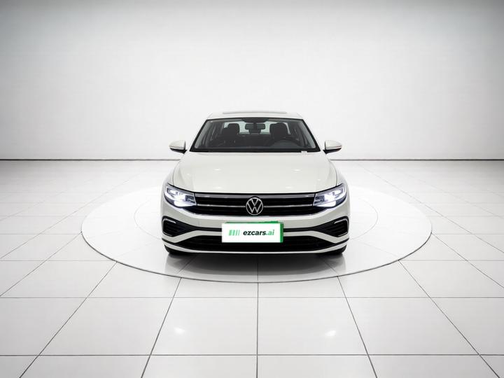 Bora 2024 200TSI DSG Cruise photo 2