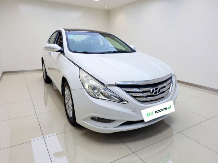 Sonata 2011 2.0L AT Luxury photo 3