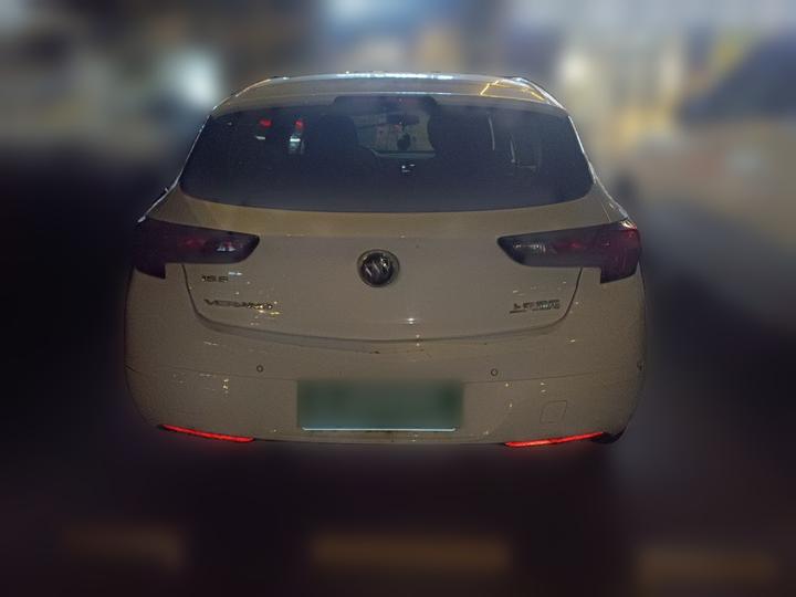 Verano 2016 Hatchback 15S AT Progressive photo 3