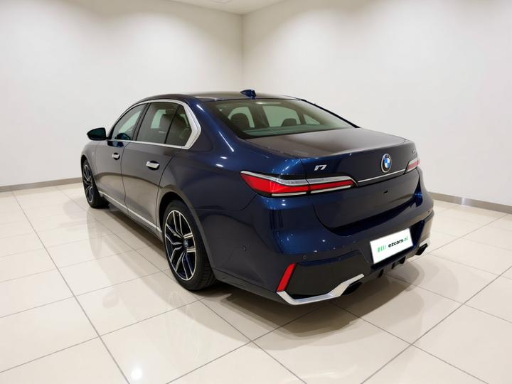 i7 2023 eDrive50L Leading M Sport Package photo 4