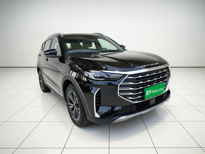 X70 PLUS 2021 Facelift 1.5T DCTPRO 5-Seater photo 3