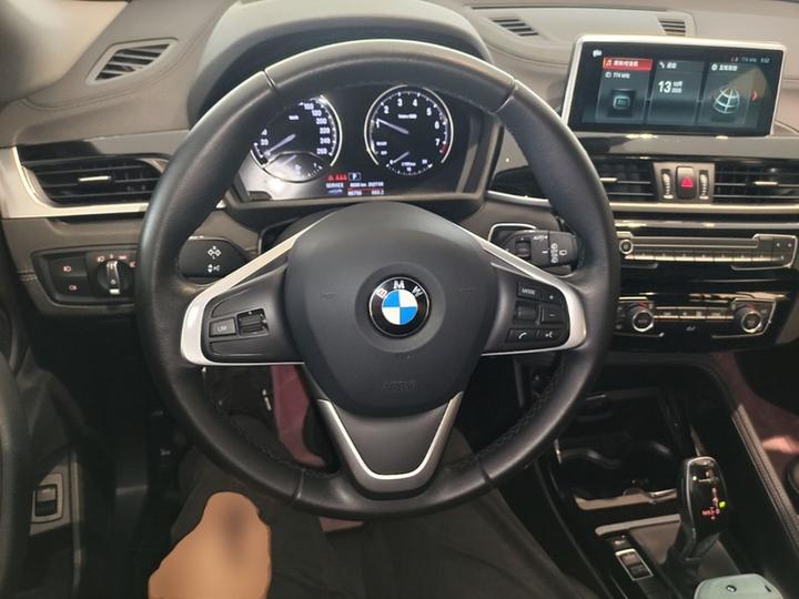 X2 Imported 2019 sDrive25i Leading M Off-road China VI photo 6