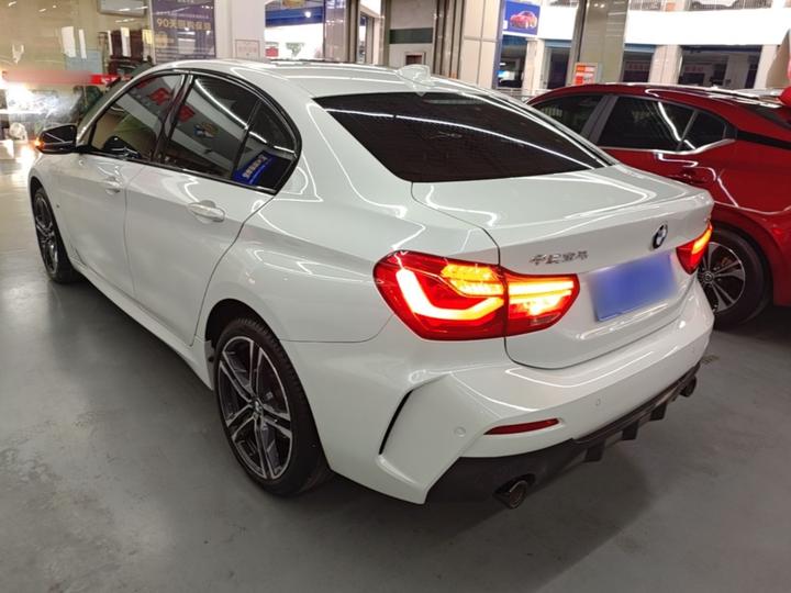 1 Series 2022 125i M Sport photo 4