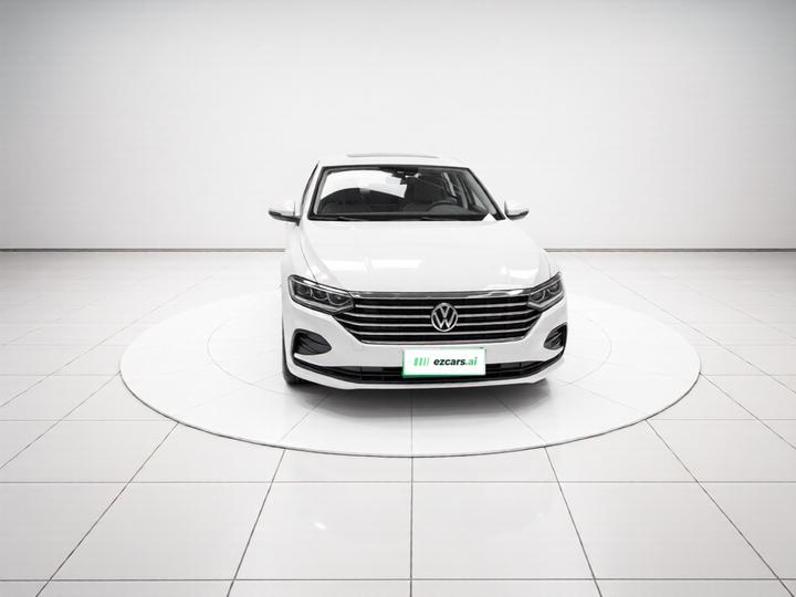 Lavida 2023 1.5L AT photo 2