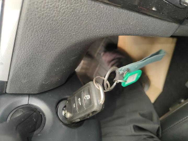 Bora 2014 1.6L AT Comfort photo 8