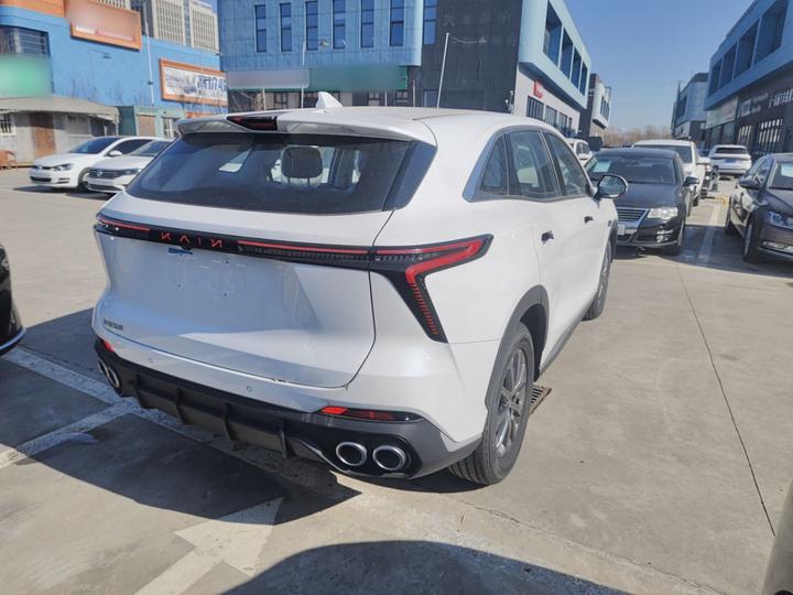 2025 1.5T 5-Seater photo 4