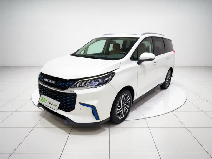 MAXUS EUNIQ 5 2020 1.3T PLUG IN Exclusive