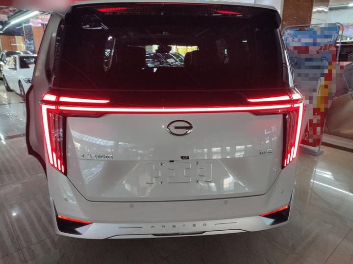 GAC Trumpchi M8 2023 400T Flagship photo 4