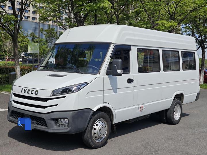 IVECO Daily 2023 2.5T X45-33 Single Cab Long Wheelbase 2-3-Seater