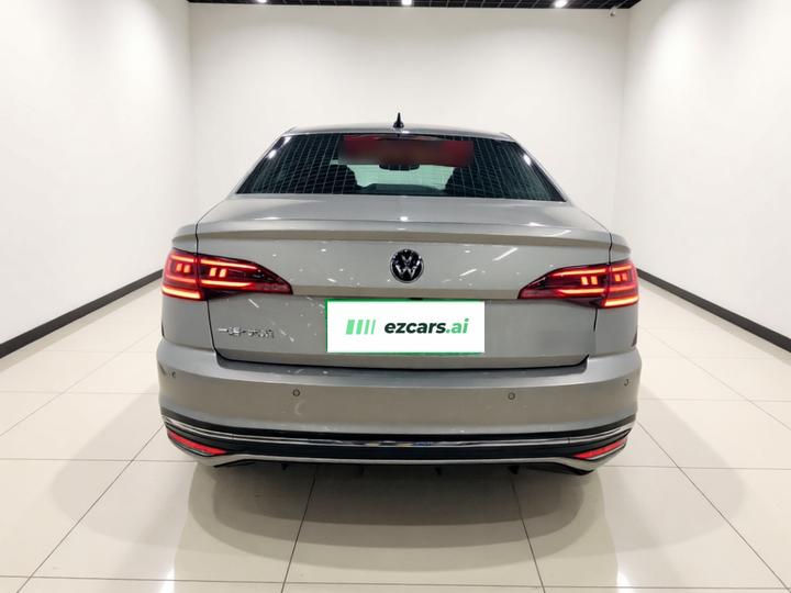 Bora 2023 200TSI DSG photo 5