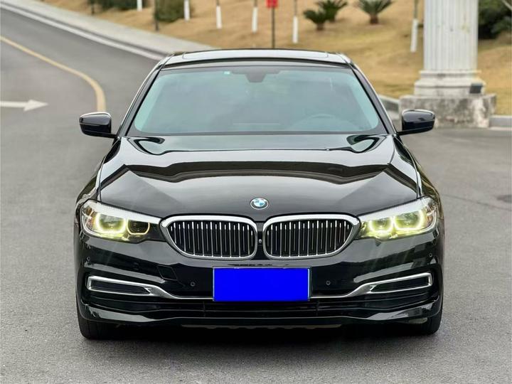 5 Series 2019 Facelift 525Li Luxury photo 2