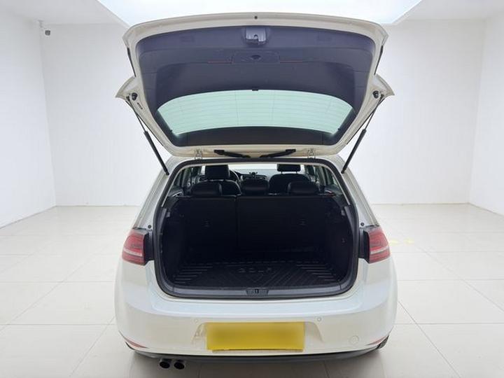 Golf 2017 230TSI AT Comfort Anniversary Edition photo 8
