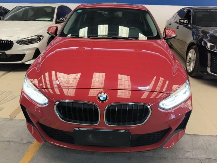 1 Series 2019 118i M Sport Package photo 2