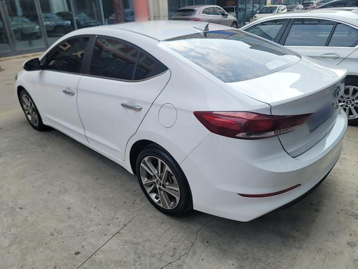 Elantra 2016 1.6L AT Smart Elite photo 4