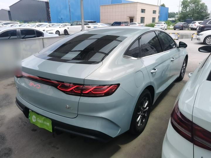 Qin L 2024 DM-i 80KM Leading photo 4