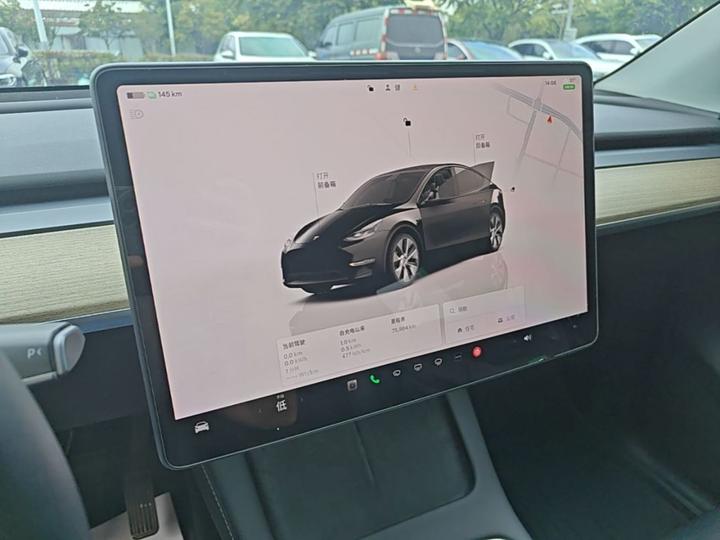Model Y 2022 RWD photo 4