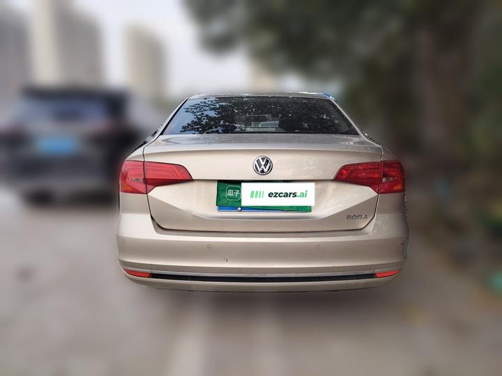 Bora 2017 1.6L MT Comfort photo 5