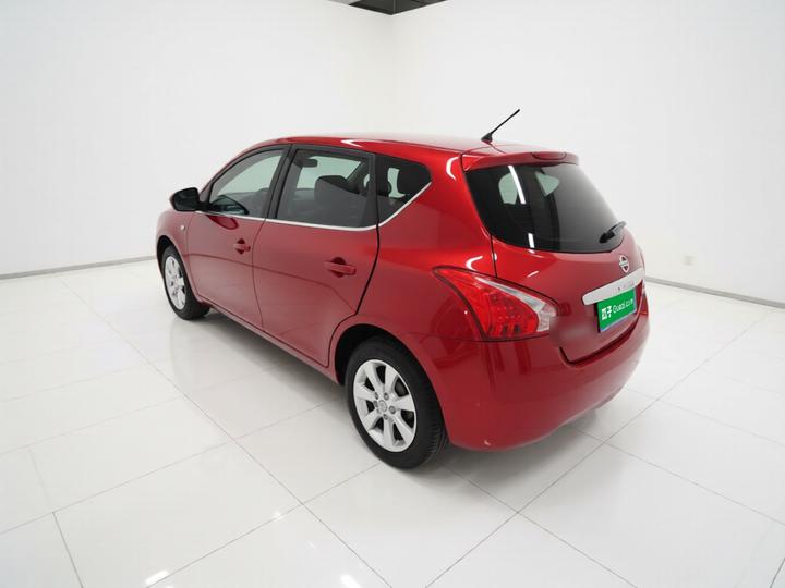 Tiida 2014 1.6L CVT Smart photo 4