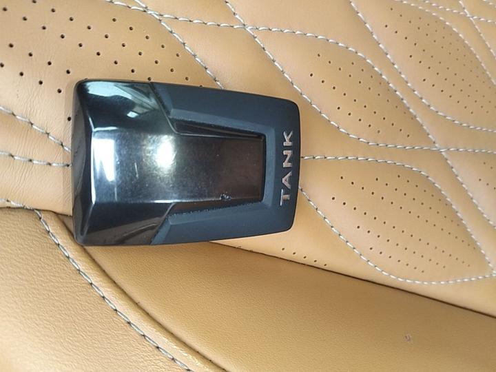 500 EV 2024 Hi4-T photo 8