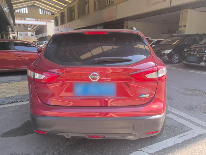 Qashqai 2016 2.0L CVT Luxury photo 3