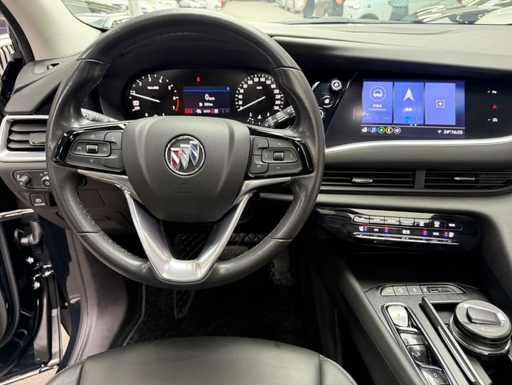 2020 28T AWD Premium photo 2