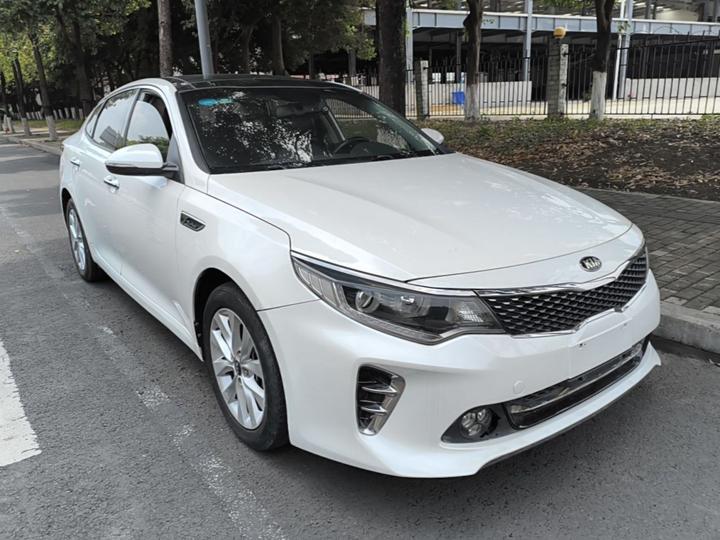 K5 2016 1.6T AT LUX photo 3