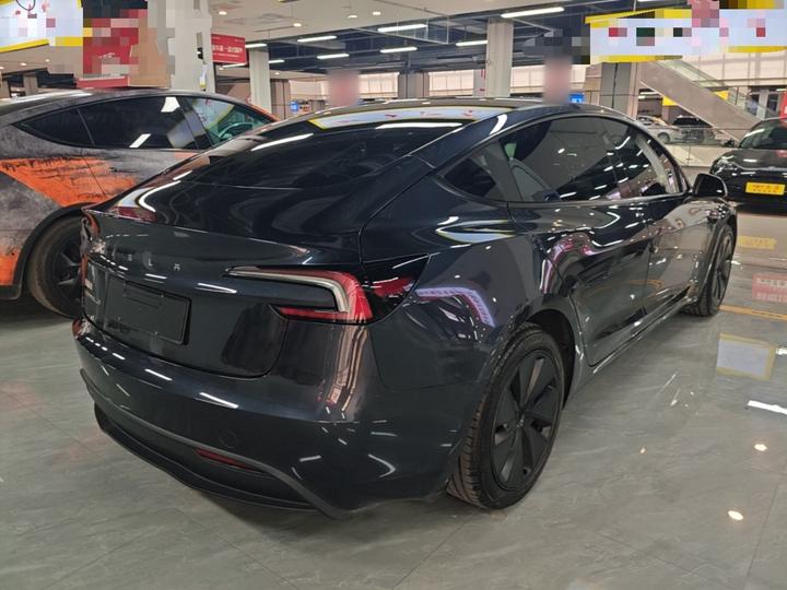 Model 3 2025 RWD photo 4