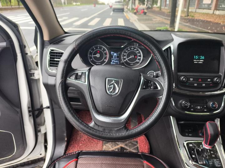 560 2016 1.8L iAMT Luxury photo 7