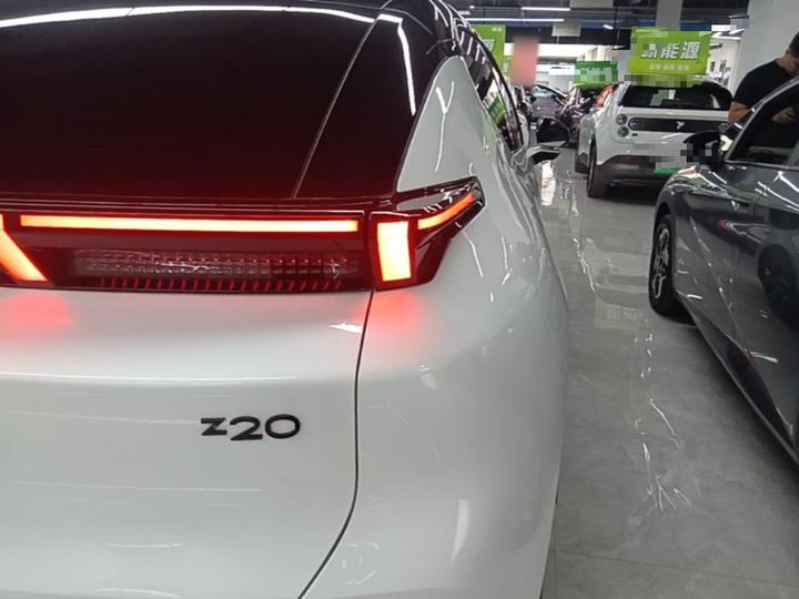 Z20 2025 530km RWD Pro photo 7