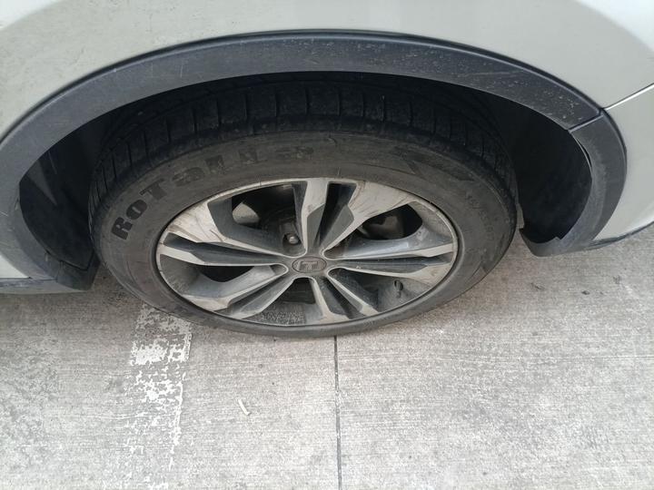 Luxgen 6 SUV 2017 1.8T Tech Value photo 8