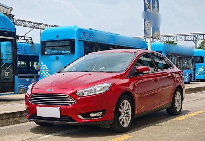 Focus 2017 Sedan 1.6L AT Fashion
