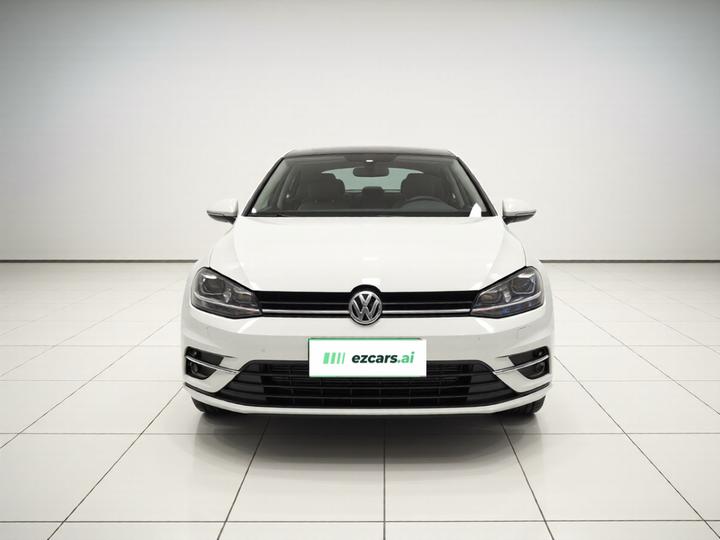 Golf 2018 230TSI AT Comfort photo 2