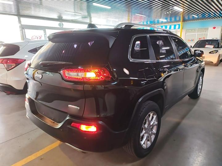 Cherokee 2016 2.4L Smart photo 4
