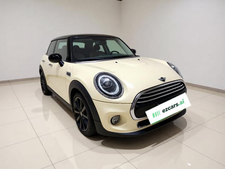2020 1.5T COOPER 5-Door photo 3