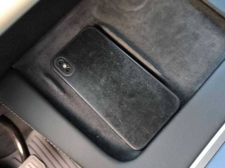 Model Y 2024 RWD photo 8