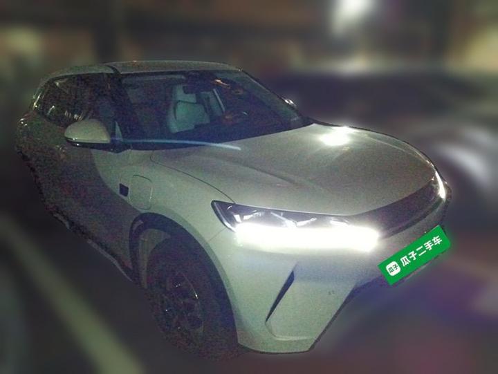 Yuan UP 2025 ADAS 401KM Leading photo 3