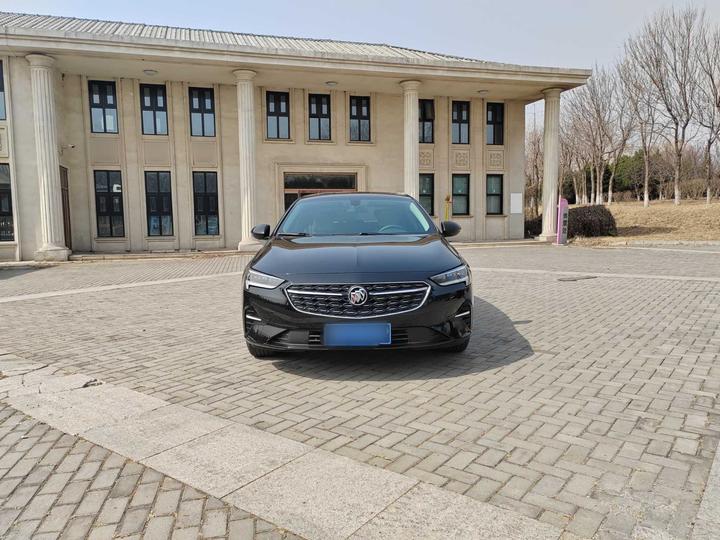 Regal 2020 552T Elite photo 2