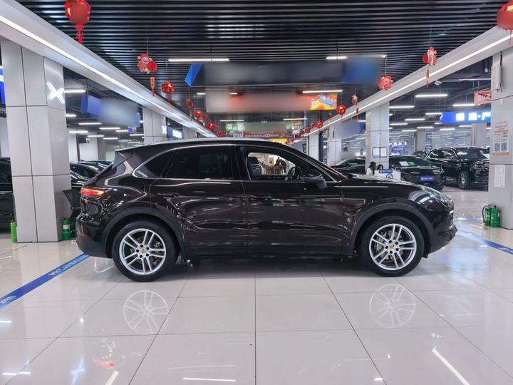 2018 Cayenne 3.0T photo 4