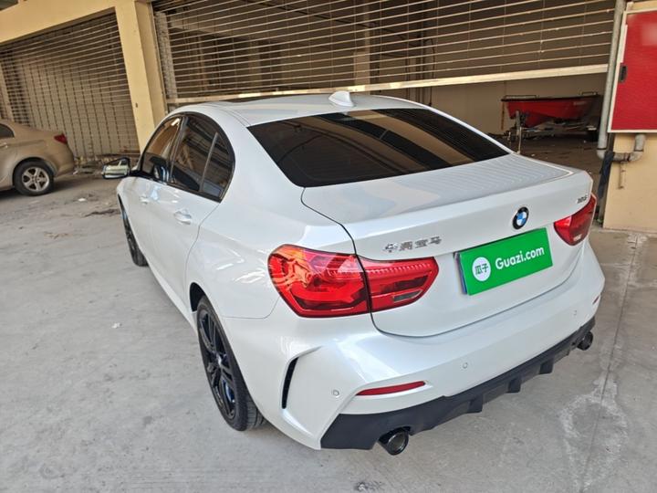 1 Series 2022 125i M Sport photo 4