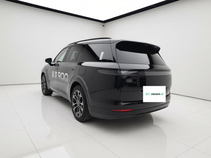 900 2025 2.0T Ultra 6-Seater photo 4