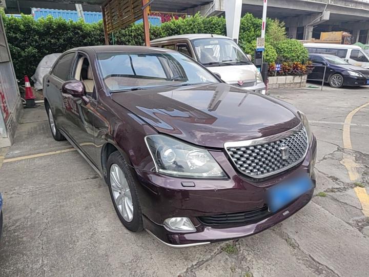 Crown 2011 2.5L Royal Special photo 3