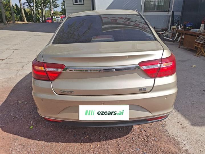 Vision 2018 1.5L MT photo 5