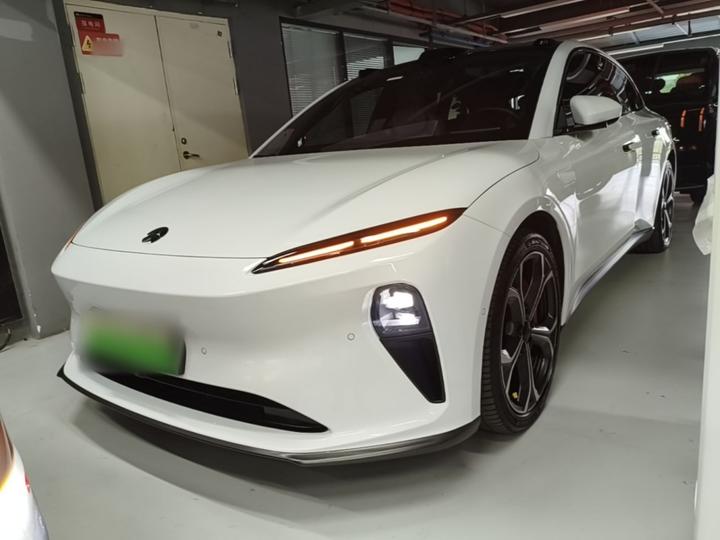 ET5T 2024 75kWh Touring