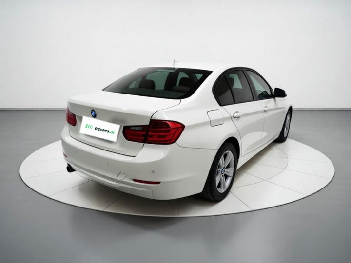 3 Series 2013 320i Sport Design Package photo 6