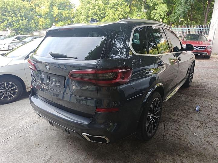 X5 Imported 2021 Facelift xDrive30i M Sport Package photo 4