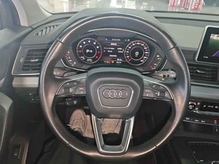Q5L 2020 Facelift 40 TFSI Fashion photo 2